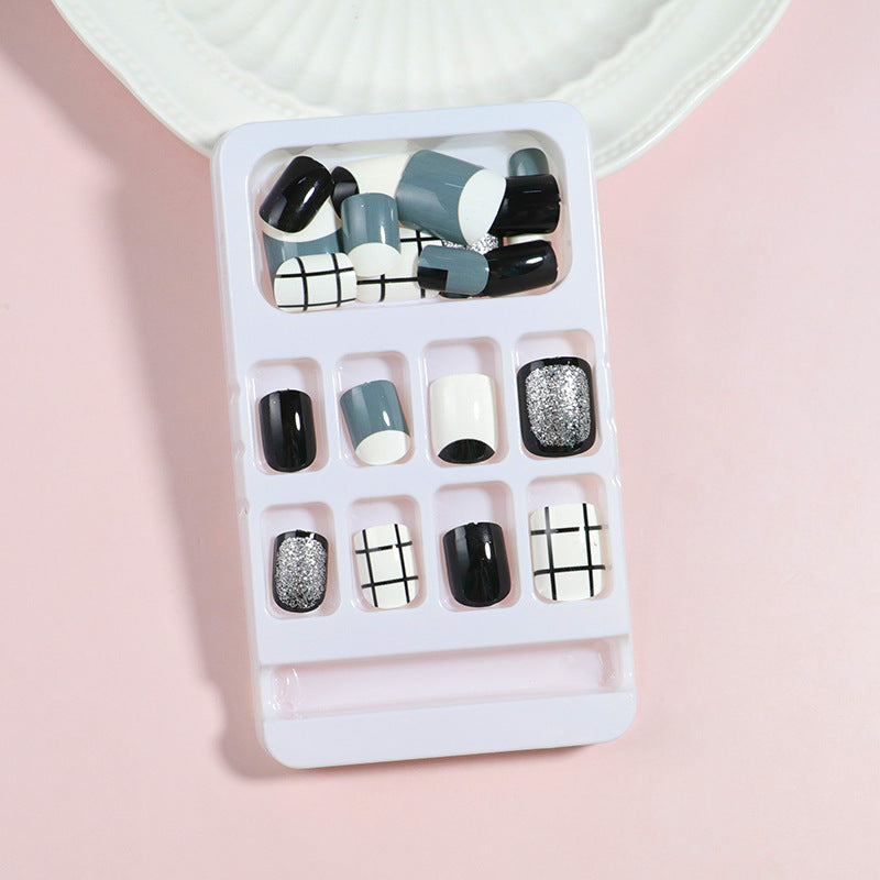 Modern Geometric Design Press-On Nail Set – Artistic Styles