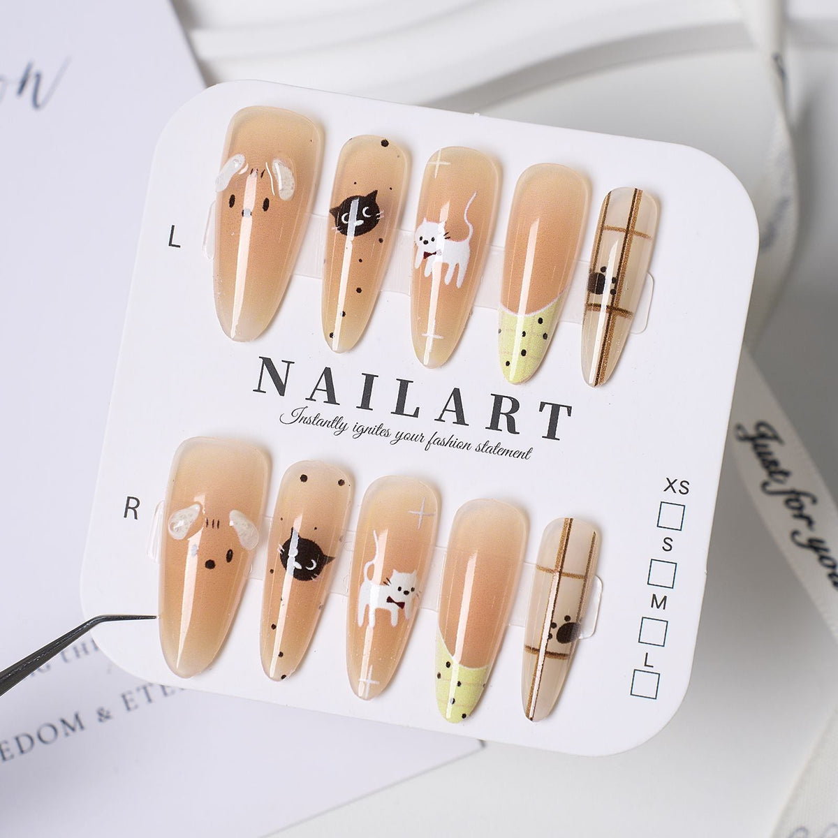 Floral Embellished Press-On Stiletto Nail Set