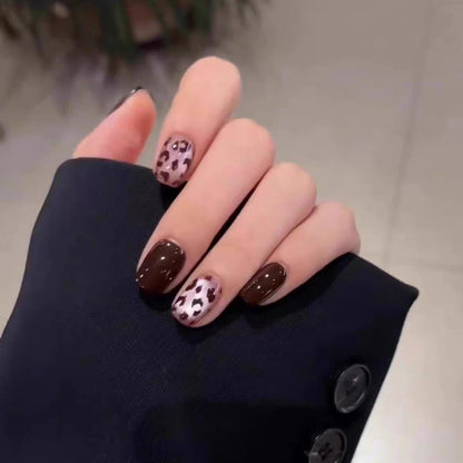 Themed Press-On Nails with Artistic Design