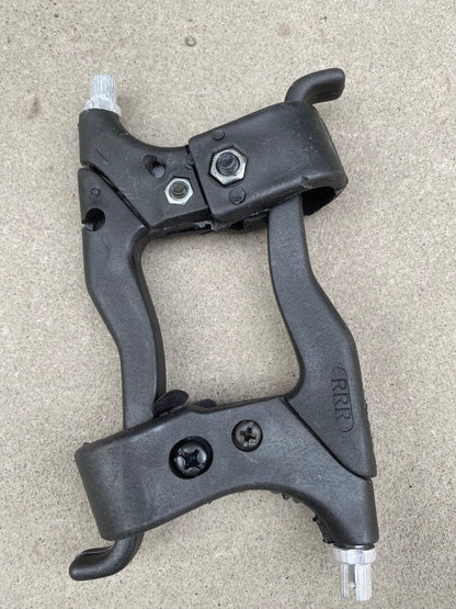 Adjustable Brake Lever System for Bicycles
