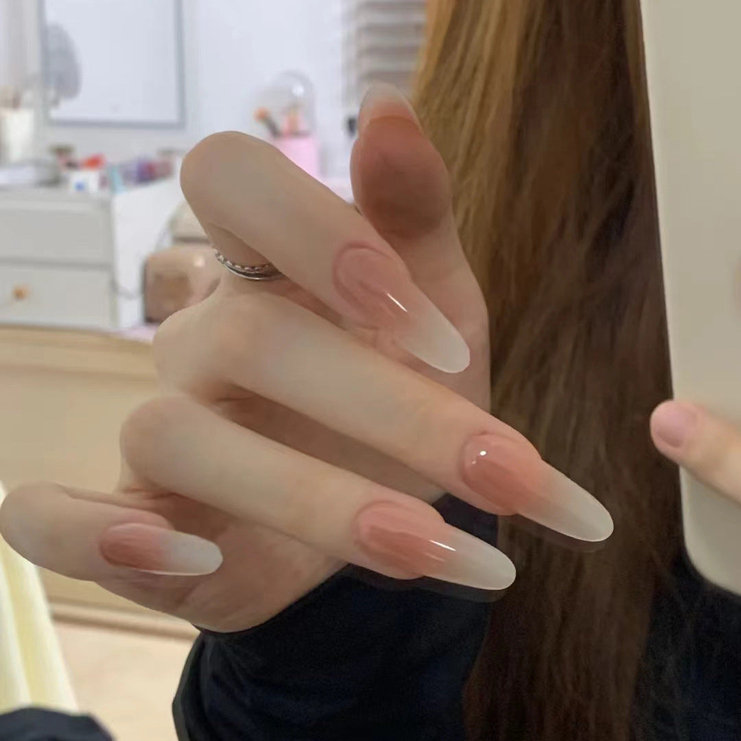 Press-On Nail Kit Featuring Distinctive Bow Patterns