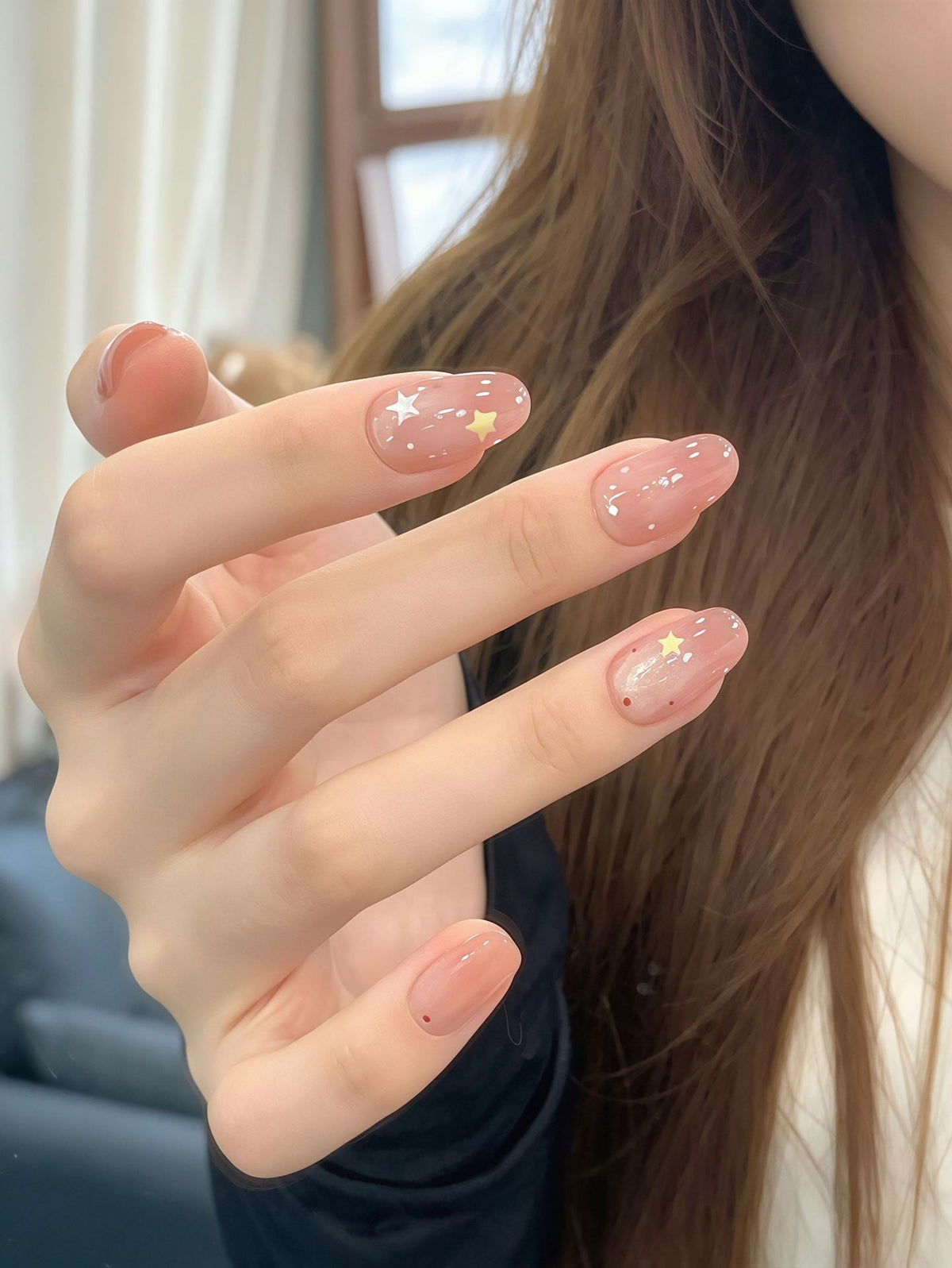 Press-On Nails Featuring Star and Dot Patterns