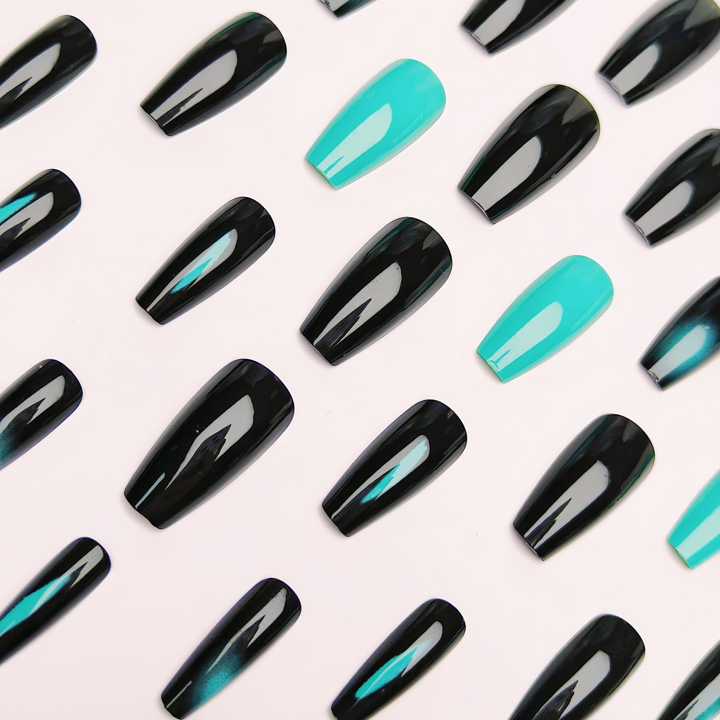 Trendy Ombré Acrylic Nails Design