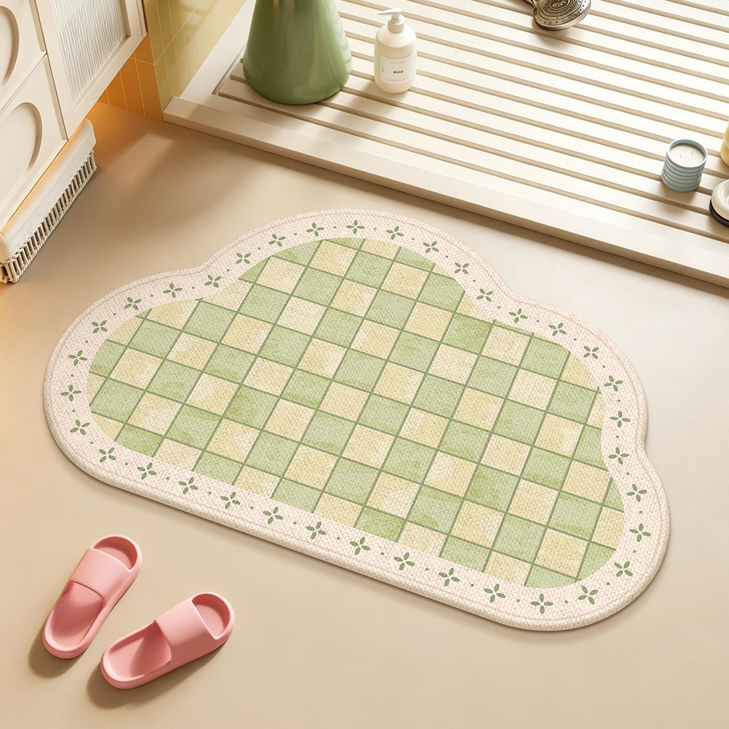 Floral Patterned Bath Mat with Absorbent Texture