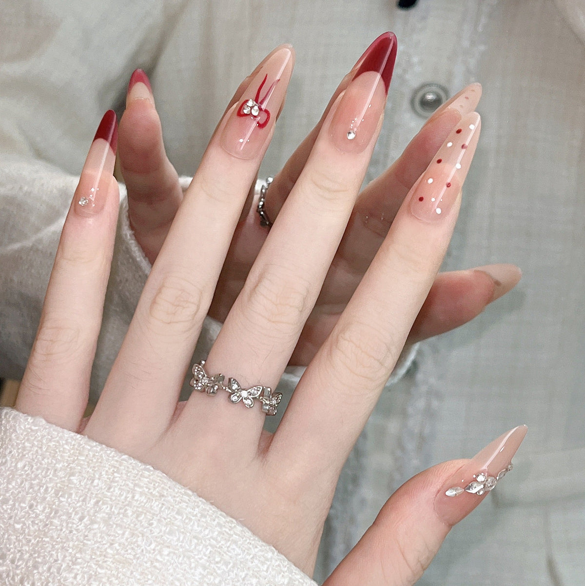 Decorative Pattern Press-On Nail Extensions – Artistic Design