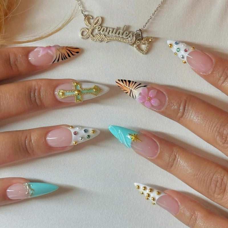 Press-On Nail Art Set with Animal Designs