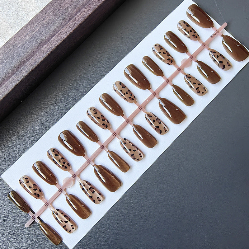 Modern Leo Design Acrylic Nail Set