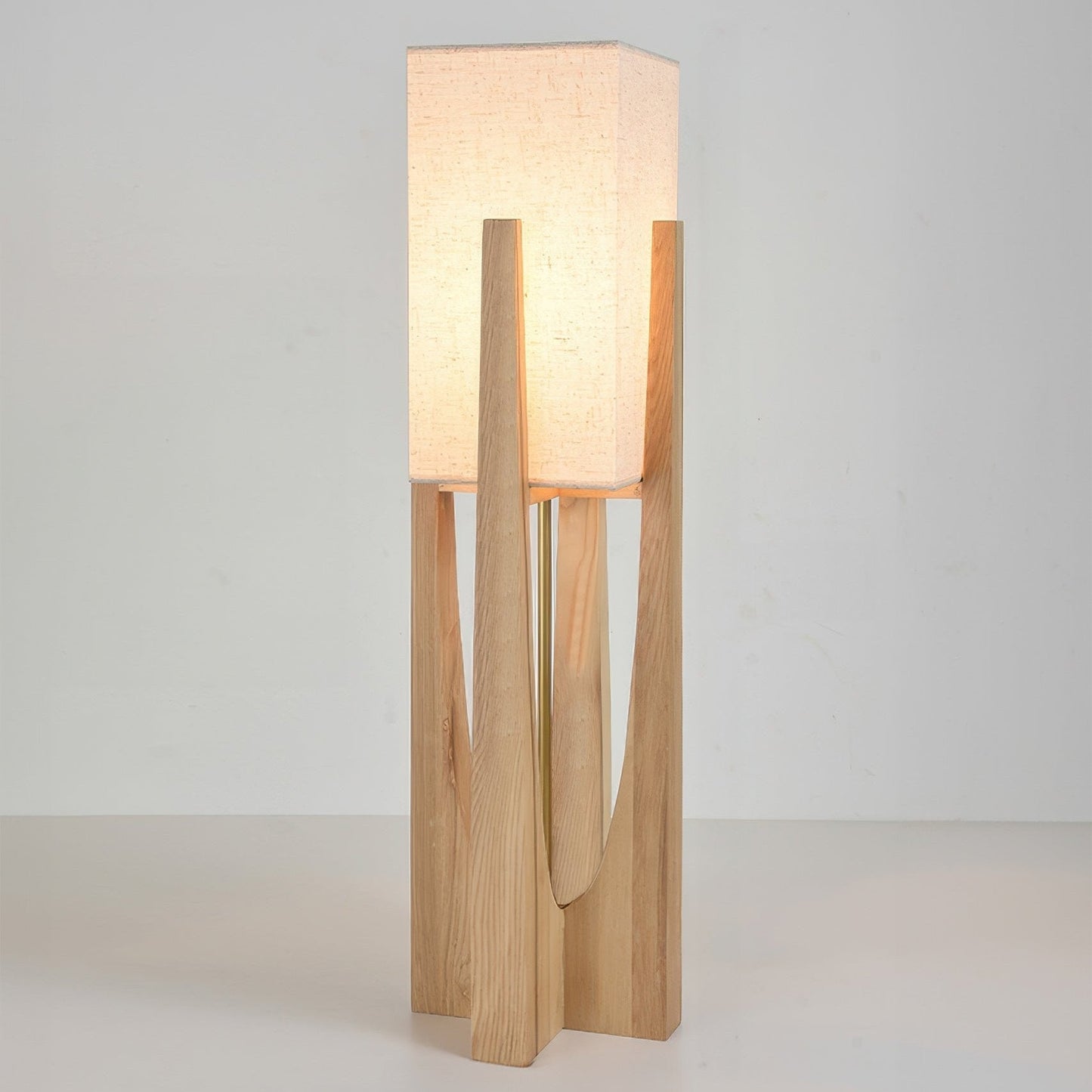 Minimalist Standing Light – Japanese Style Floor Lamp