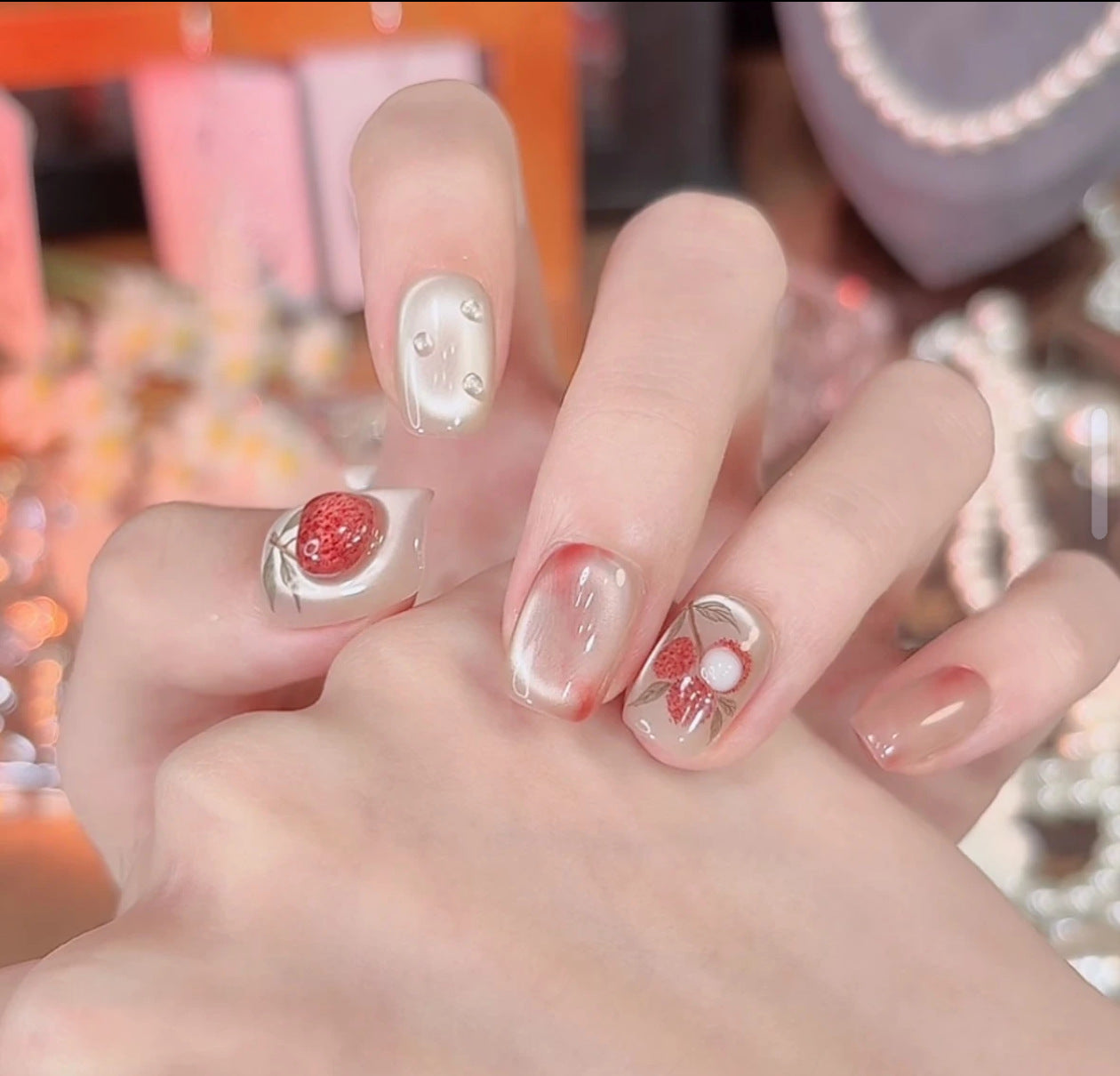 Square Press-On Nail Set in Acrylic Finish
