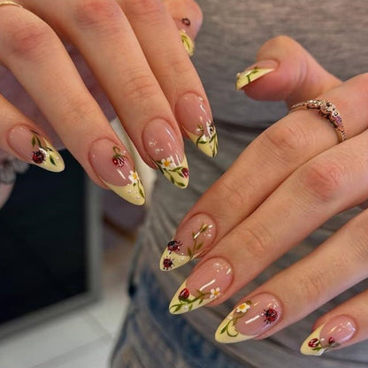 Press-On Nail Art Set with Animal Designs