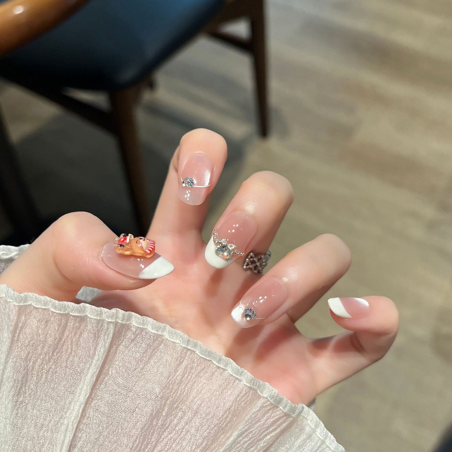 Set of 3D Decorative Press-On Nail Art