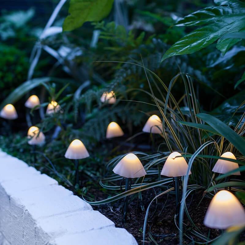 Outdoor Solar LED String Lights - Mushroom Design for Garden and Pathway