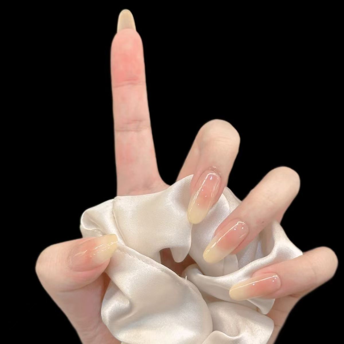 Press-On Nail Set with 3D Decorative Design