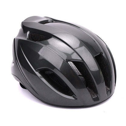 Safety Helmet for Bicycles - Aerodynamic Design