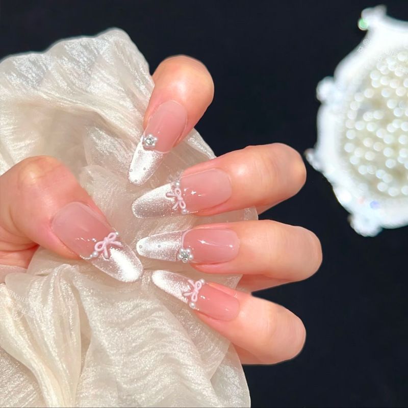 Set of 3D Decorative Press-On Nail Art