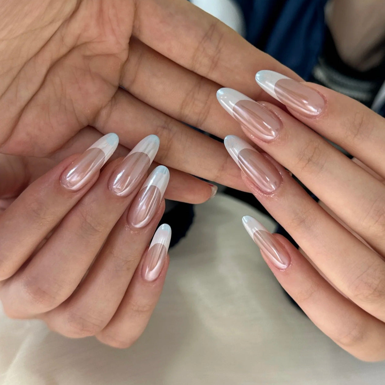 Shimmering Acrylic Nail Set