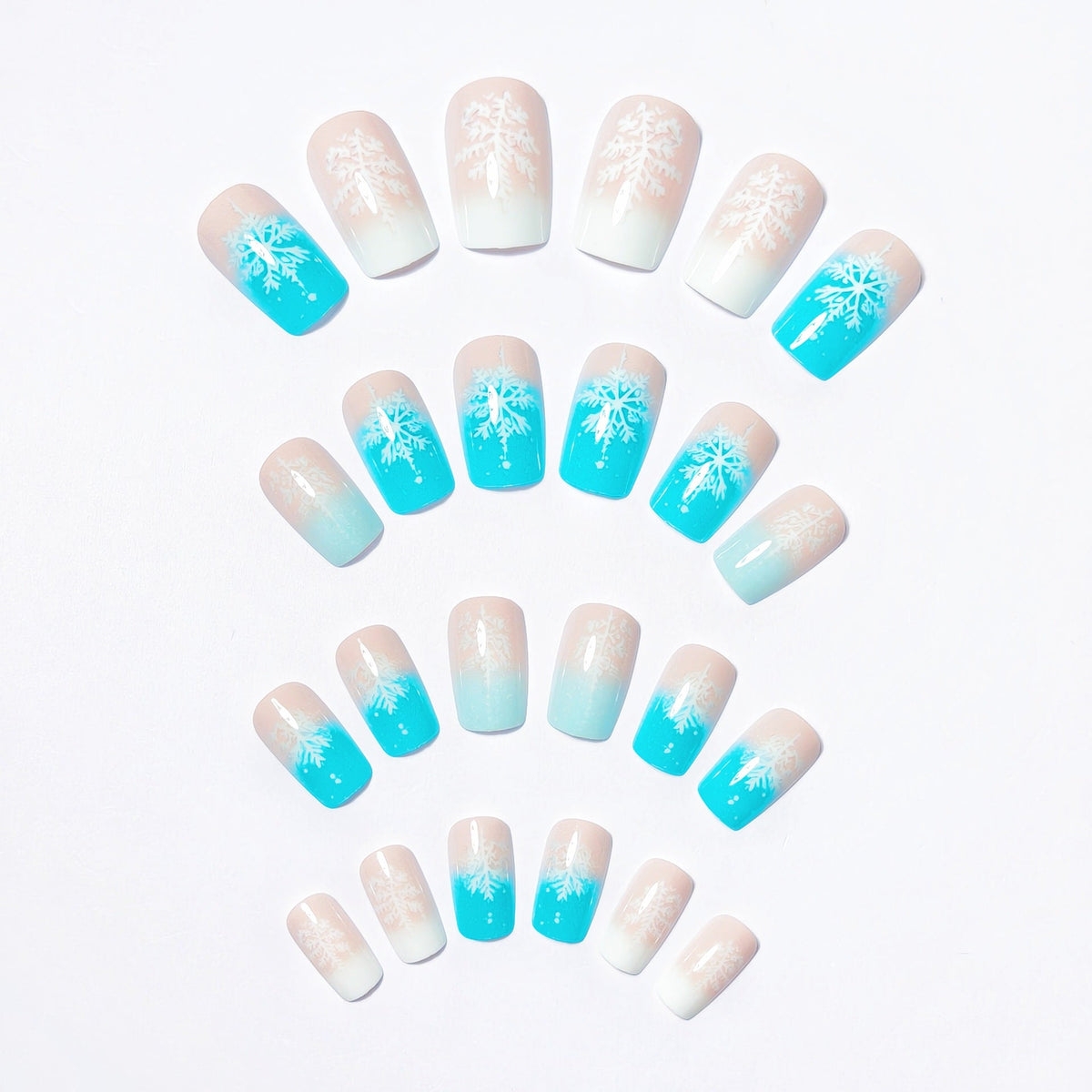 Winter Wonderland Nail Art – Creative Design for Festive Nails