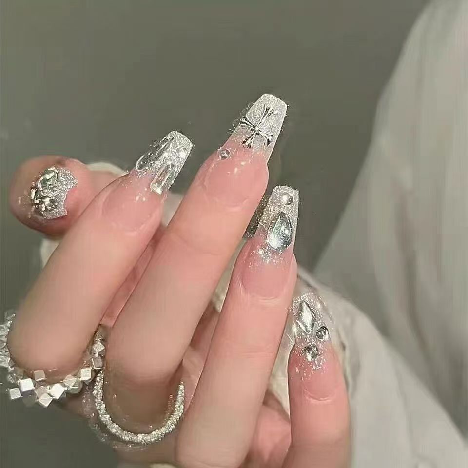 Themed Press-On Nails with Artistic Design