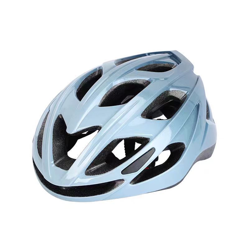 Lightweight Cycling Helmet with Adjustable Fit for Performance