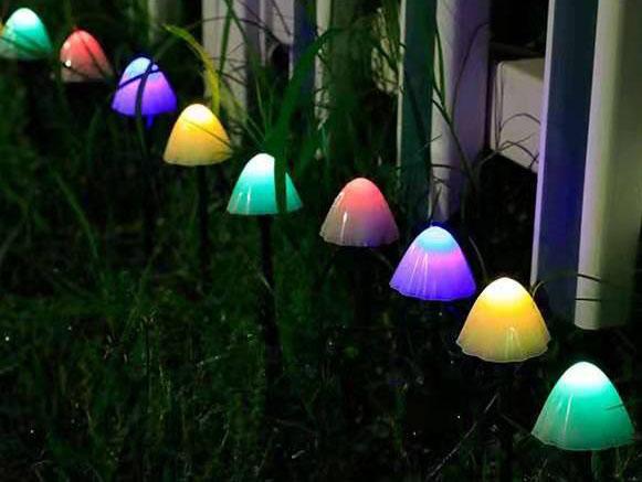 Outdoor Solar LED String Lights - Mushroom Design for Garden and Pathway