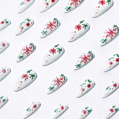 Nail Art with Creative Snowflake Pattern
