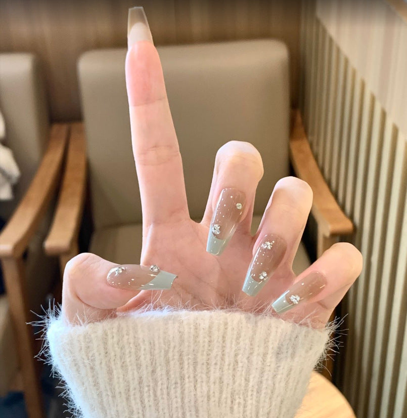 Square Press-On Nail Set in Acrylic Finish