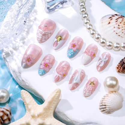 Taalita Press-On Nail Set with Beach-Themed Design