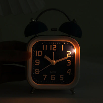 Digital Alarm Clock with Snooze Function