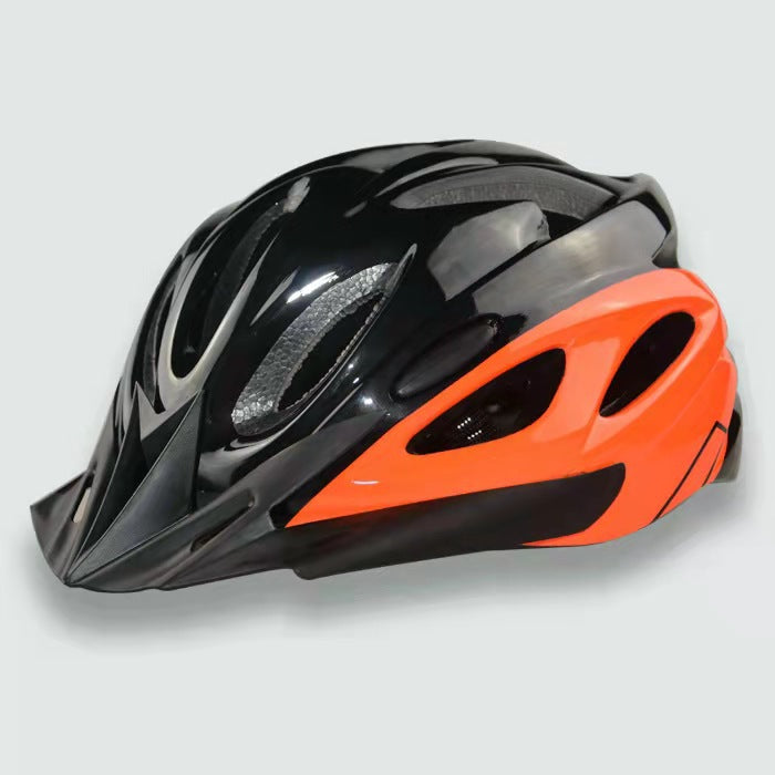 Aerodynamic Cycling Helmet for Enhanced Performance