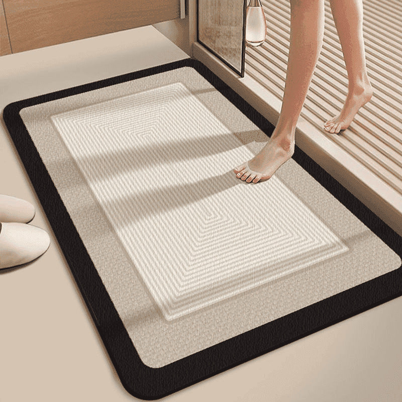 Plush Bath Mat with High Absorbency for Luxury Bathrooms