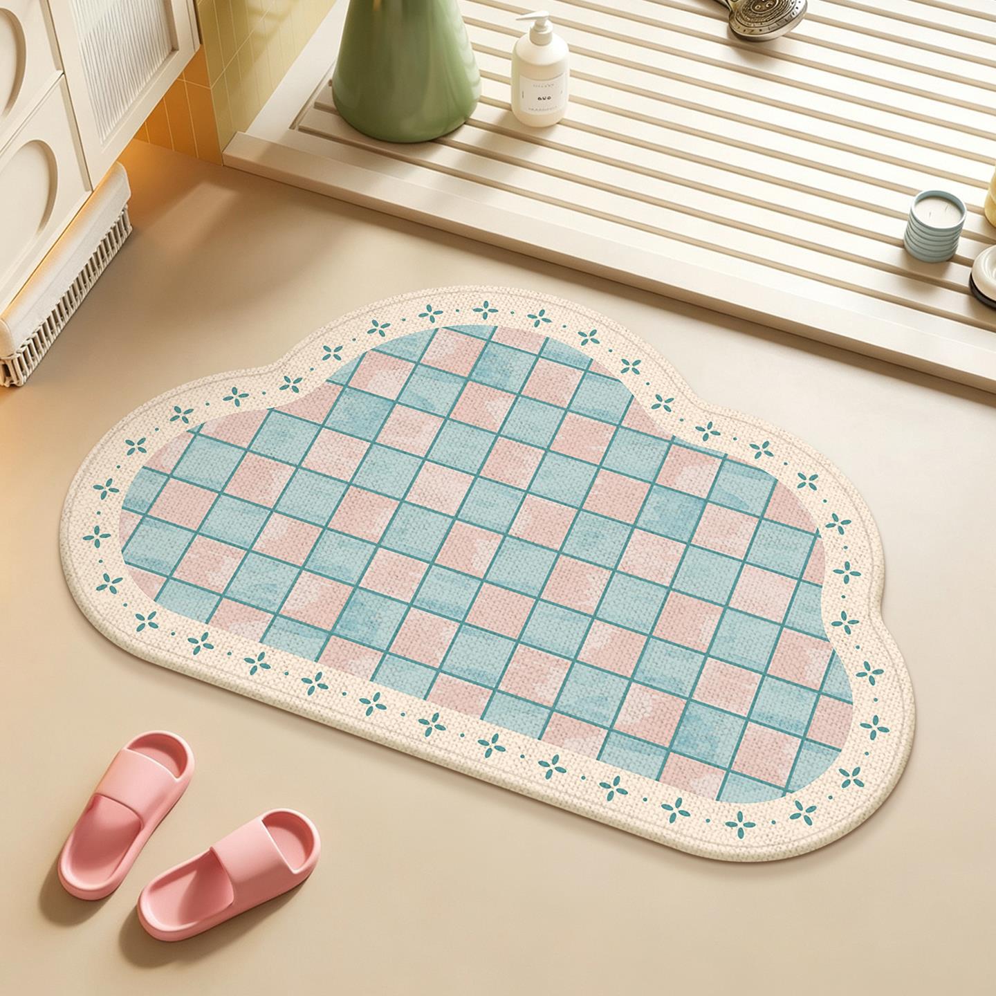 Floral Patterned Bath Mat with Absorbent Texture