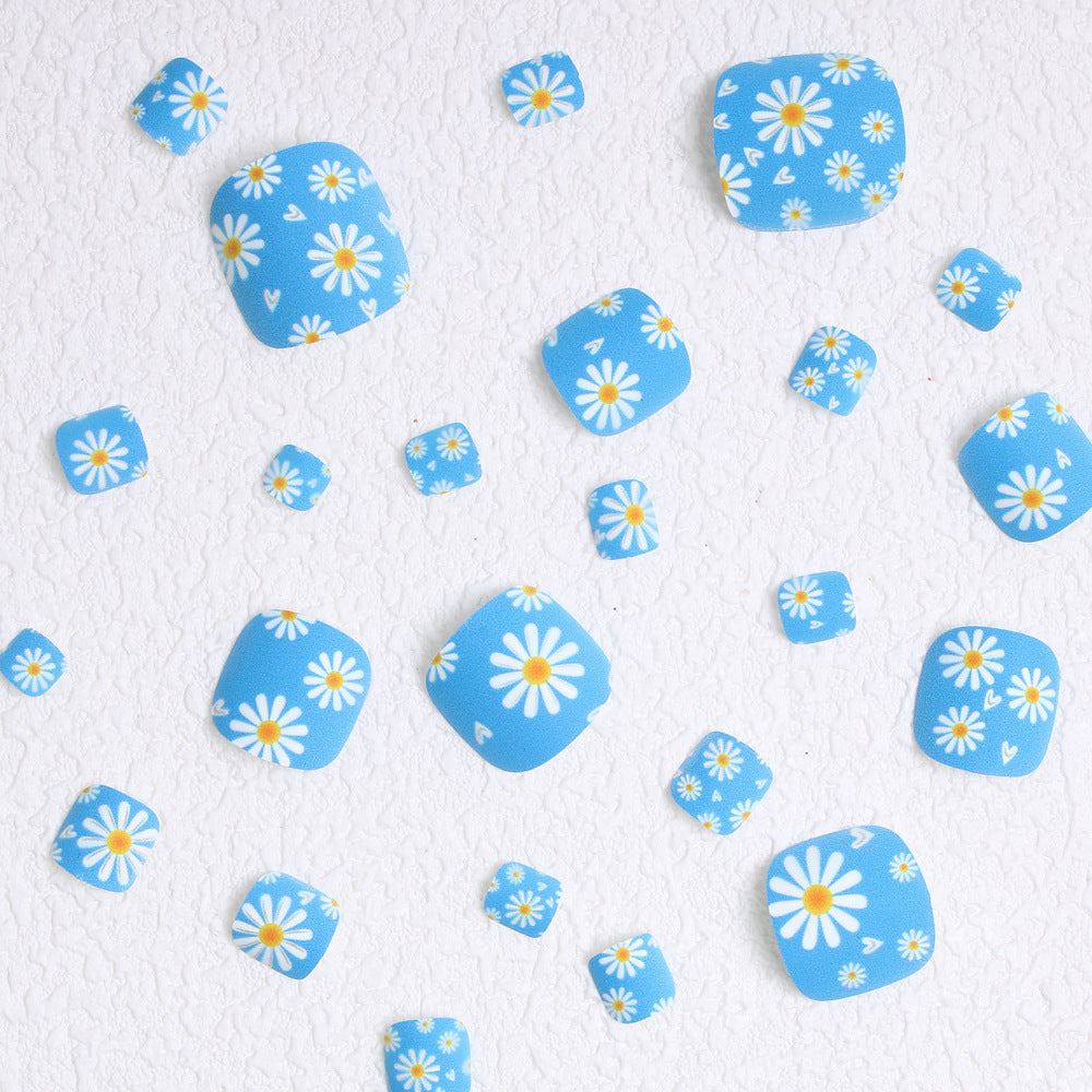 Creative Press-On Toenails in Taalita Design