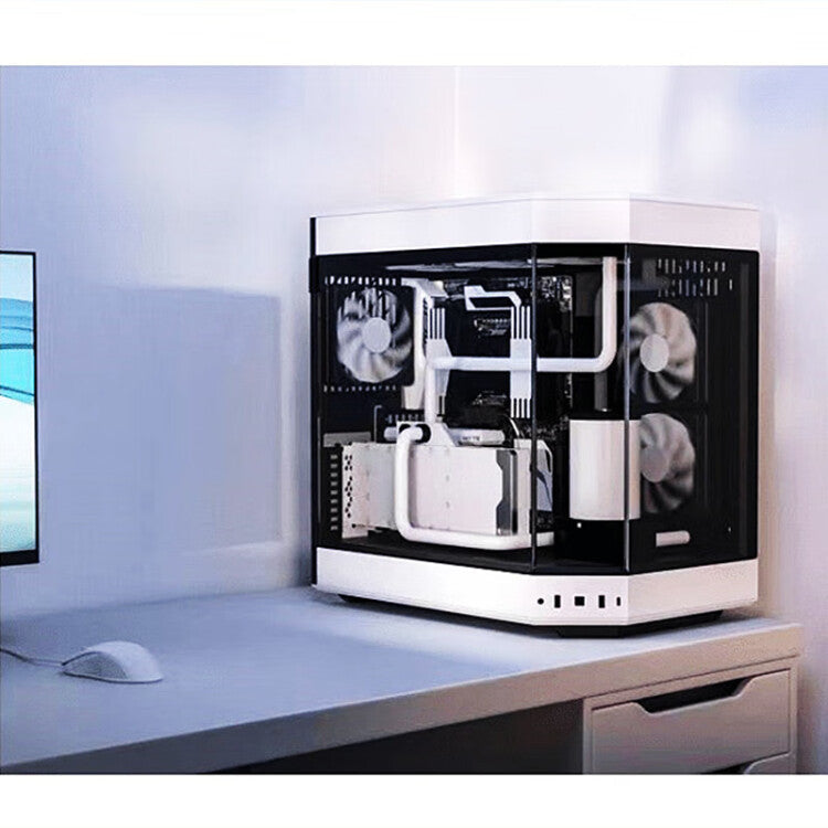 Clear Gaming Computer Case for Enhanced Visibility