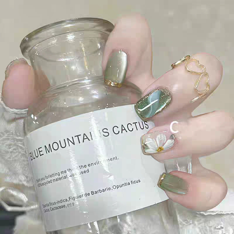 Square Press-On Nail Set in Acrylic Finish