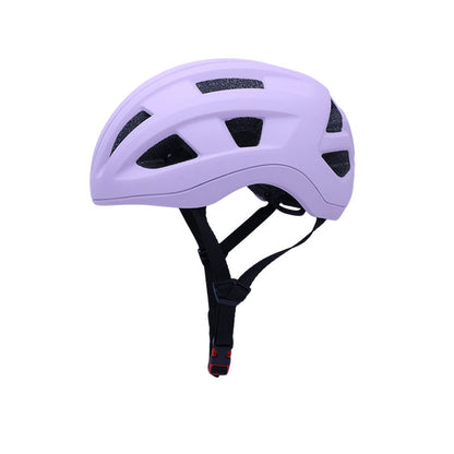 Streamlined Cycling Helmet for Enhanced Aerodynamics