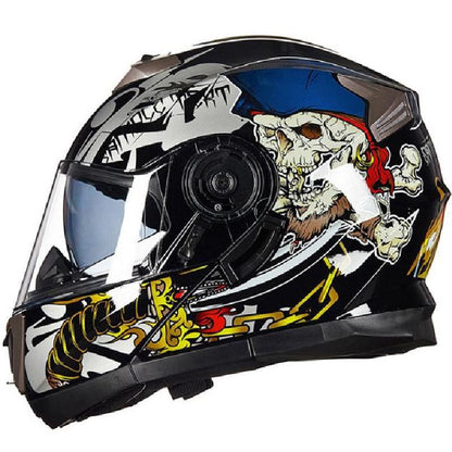 Full-Face Motorcycle Helmet with Aerodynamic Design