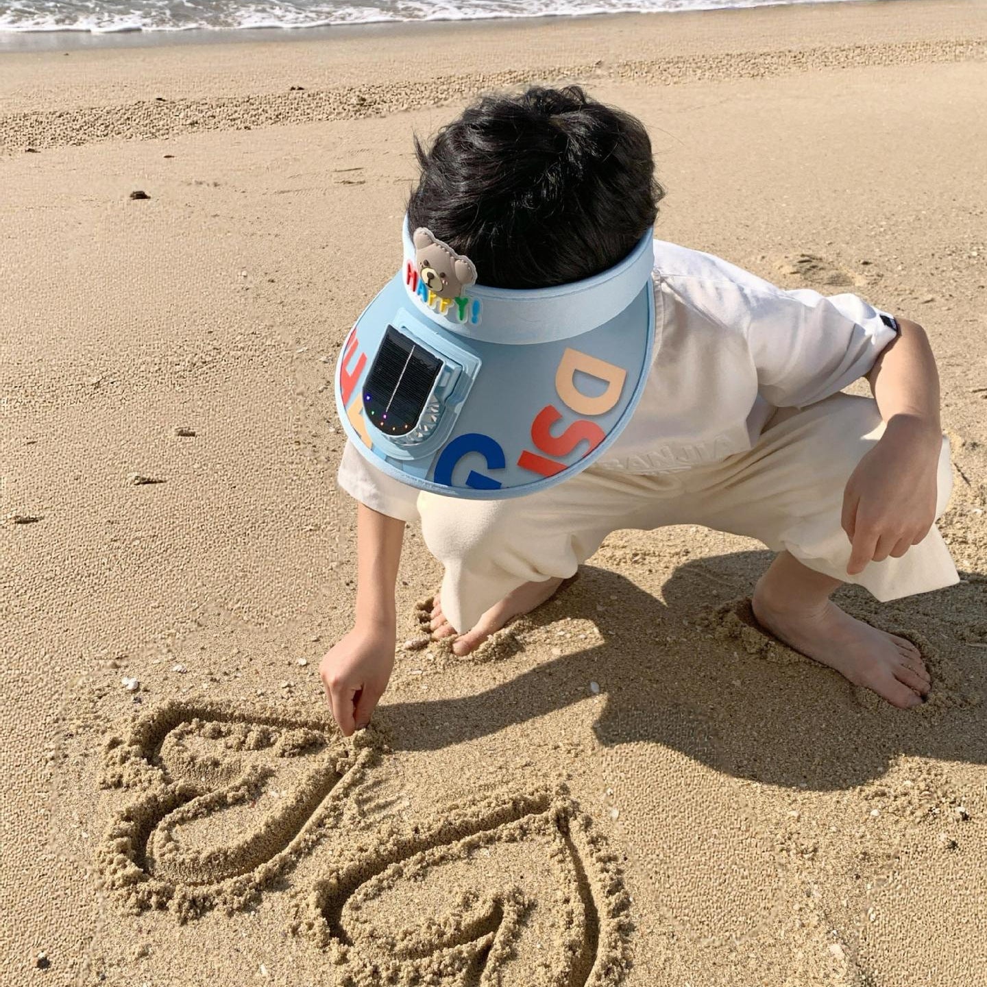 Children's Sun Visor with Wide Brim and Built-in Mini Fan