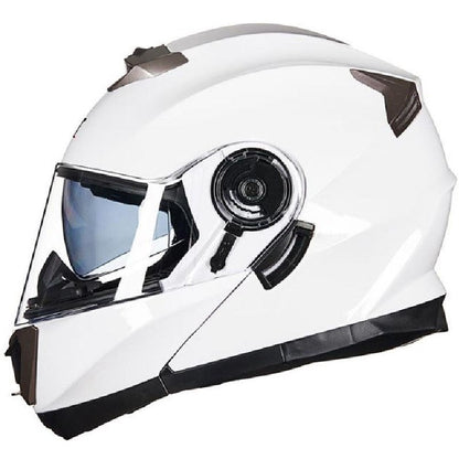 Full-Face Motorcycle Helmet with Aerodynamic Design