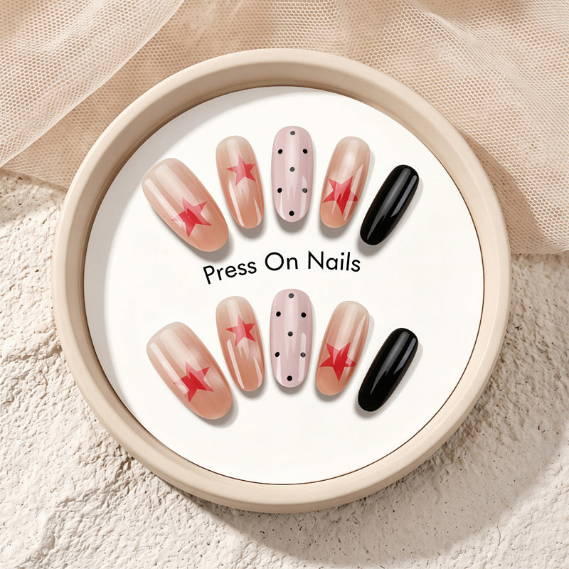 Bold Star Design Press-On Nail Set for Artistic Looks