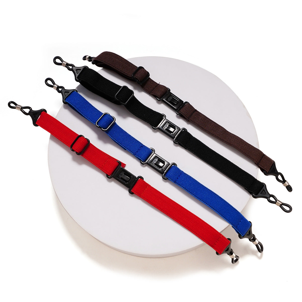 Versatile Eyewear Strap with Adjustable Length