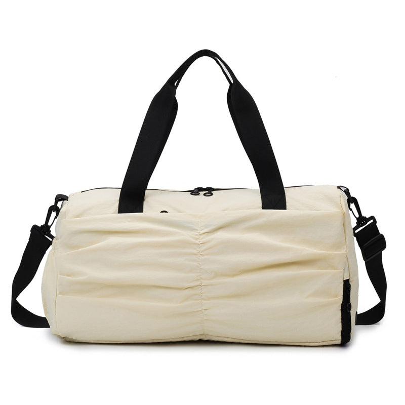 Versatile Travel Duffle Bag for All Weather Conditions