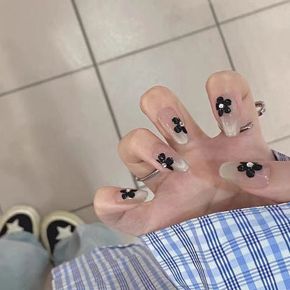 Square Press-On Nail Set in Acrylic Finish