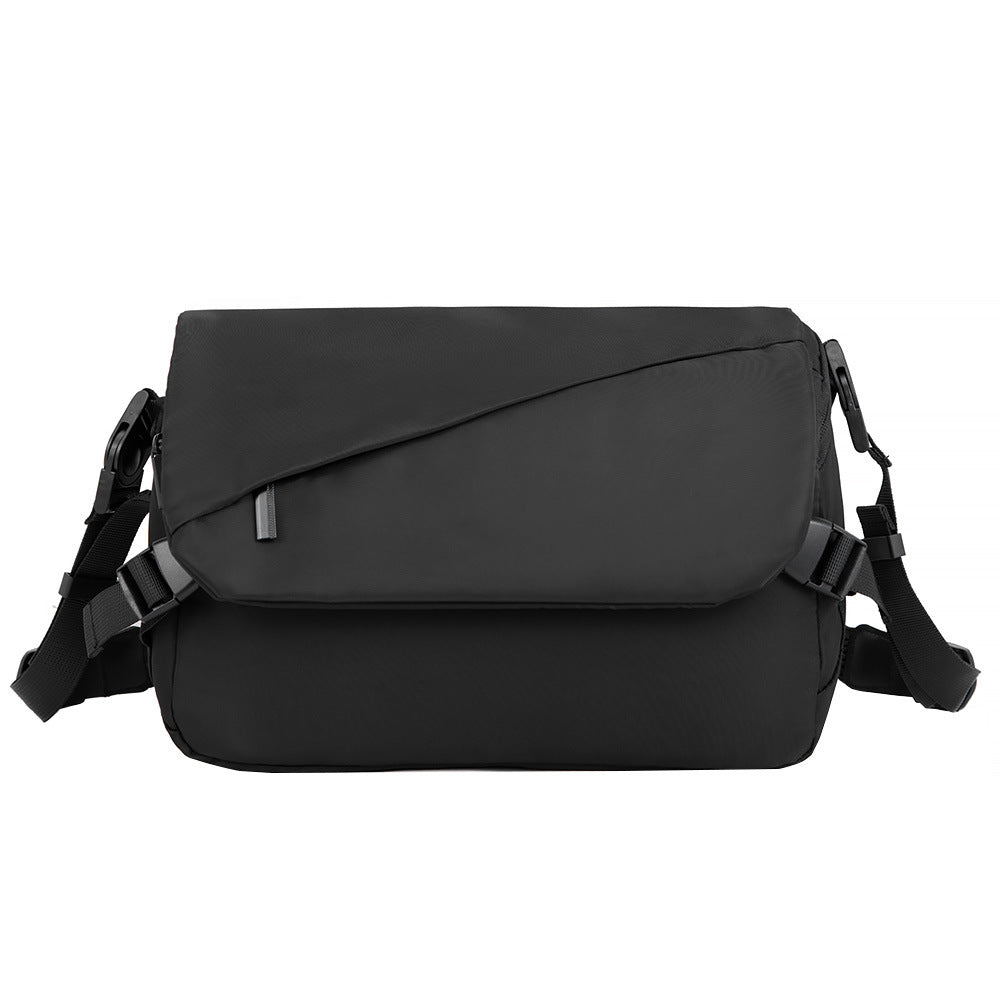 Versatile Urban Crossbody Bag for Everyday Use