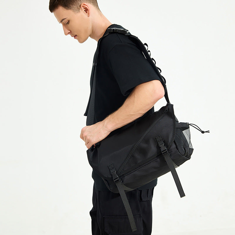 Versatile Shoulder Bag for All Seasons