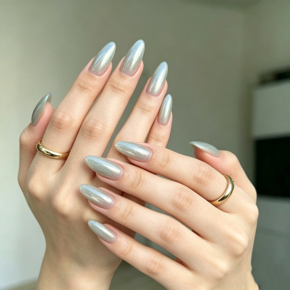 Metallic Press-On Nail Set in Almond Shape