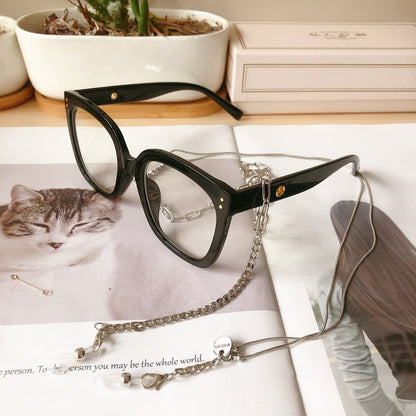 Gold-Plated Eyewear Chain with Adjustable Design
