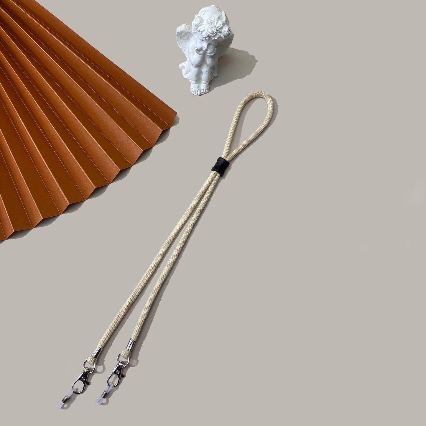 Eyewear Retainer with Adjustable Design and High-Quality Clips