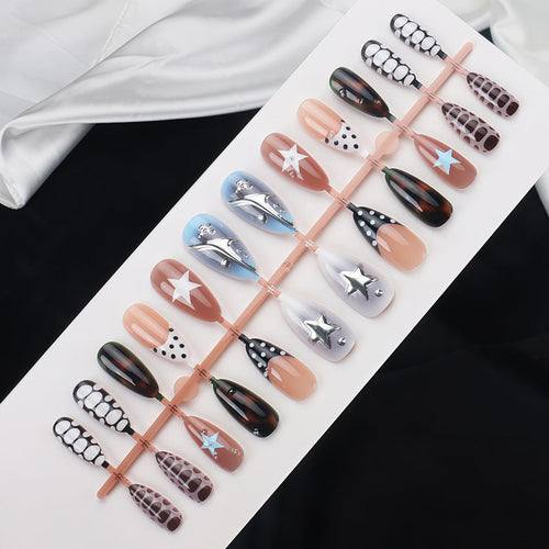 Press-On Nail Set Featuring Star and Geometric Patterns