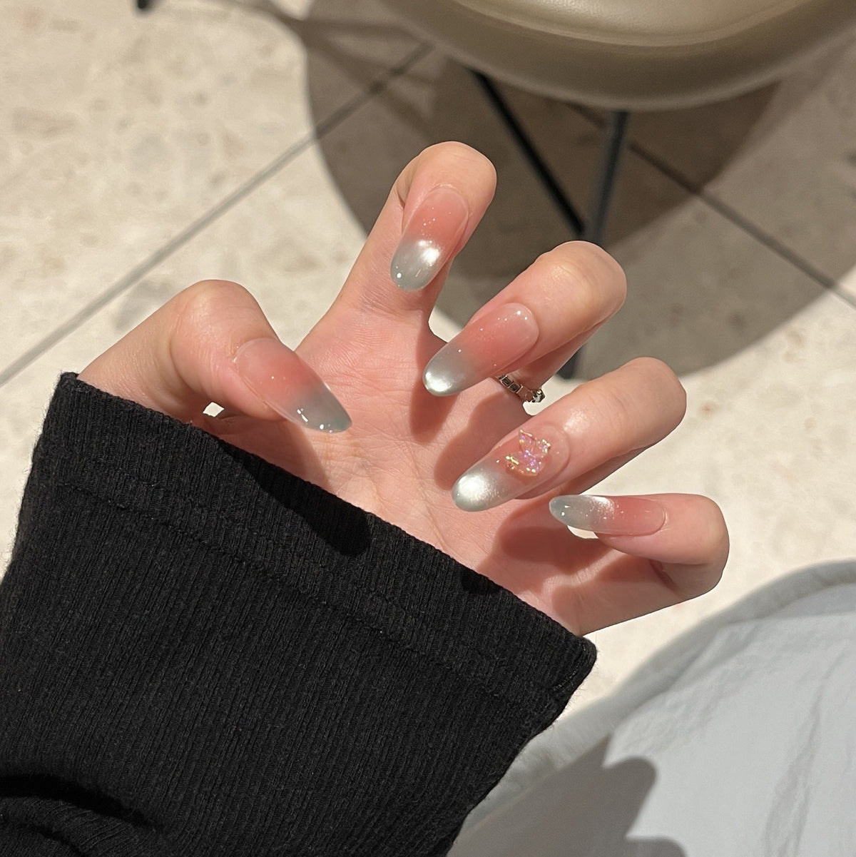 Press-On Nails with Artistic Ocean Theme Design