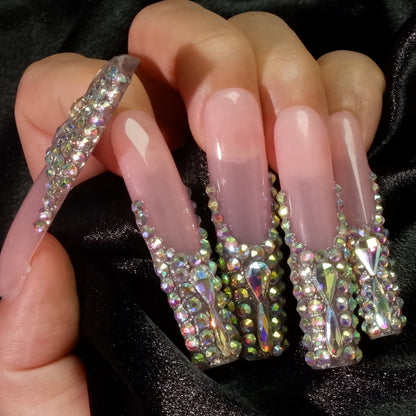 Sparkly Gem-Accent 3D Press-On Nail Extensions